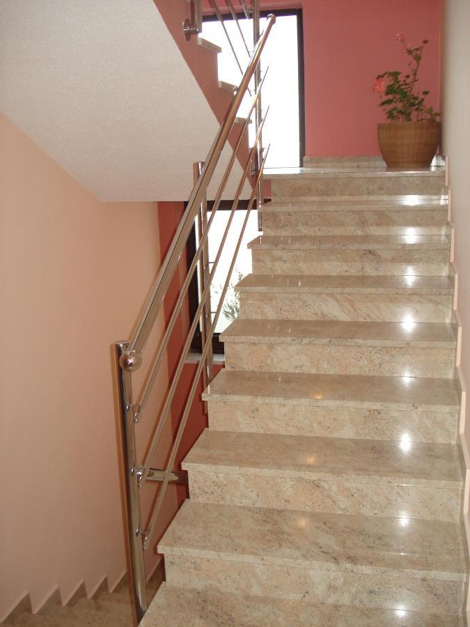 Apartments Villa Angela Крк Экстерьер фото